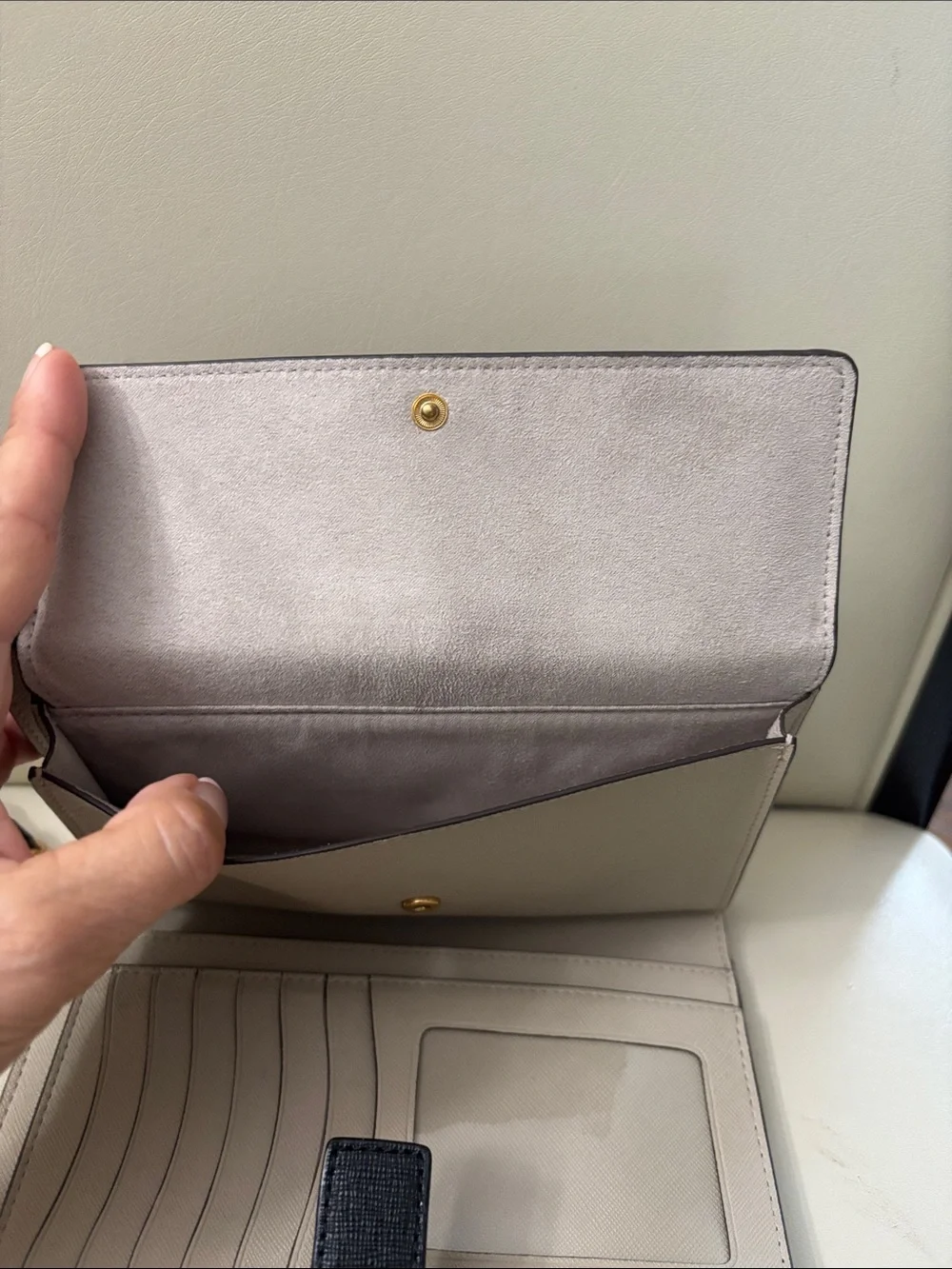 kate spade Two-Tone Black and Cream Wristlet Wallet